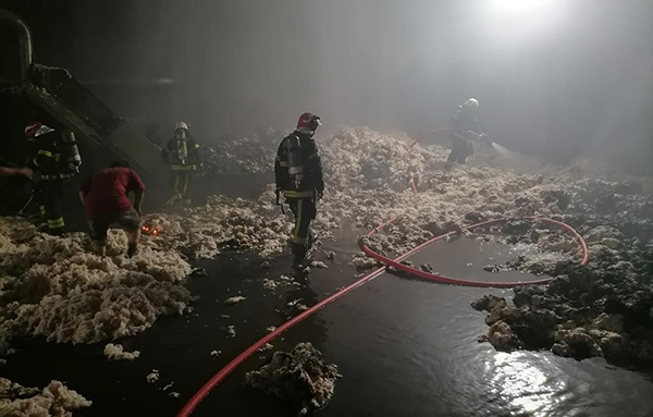 Kahramanmaraş’ta Tekstil Fabrikası Deposunda Yangın