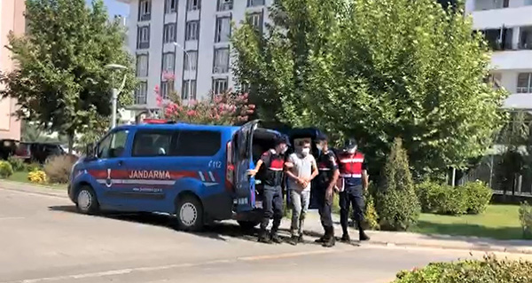 Türkoğlu’nda telefon dolandırıcısı 2 kişi tutuklandı