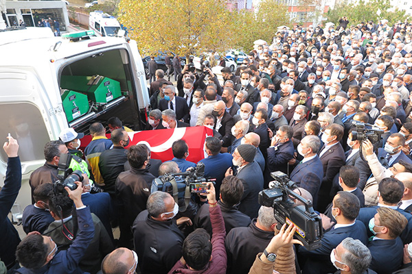 AK Parti Milletvekili Kılıç son yolculuğuna uğurlandı 