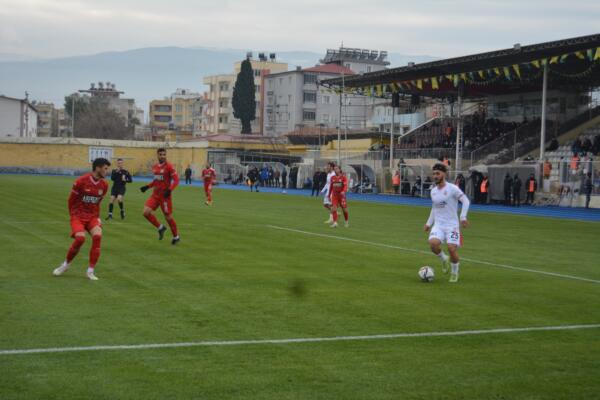 Diyarbekirspor: 3 Kahramanmaraşspor: 0TFF 2.Lig Kırmızı Grup’ta mücadele eden Kahramanmaraşspor,