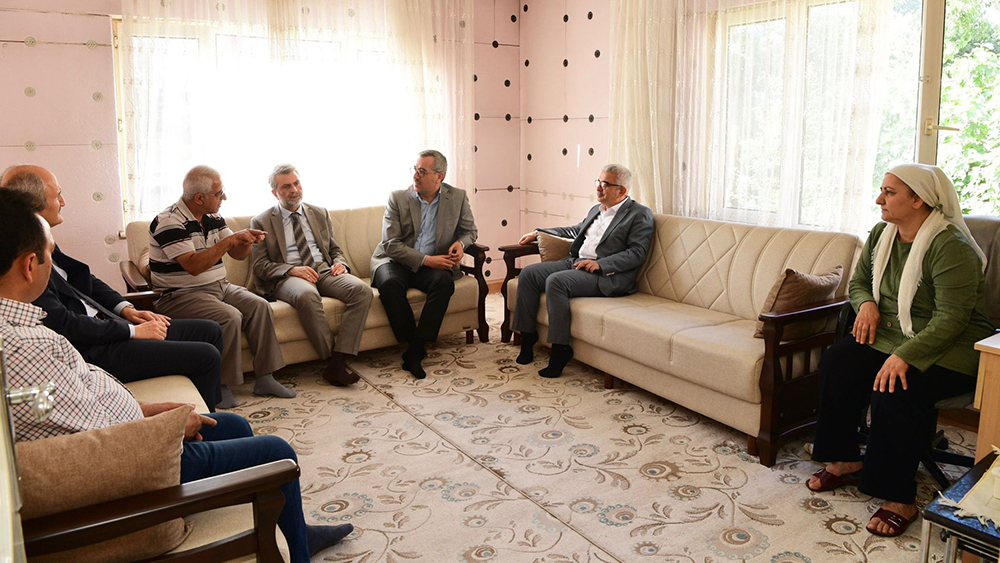 Büyükşehir Belediye Başkanı Hayrettin Güngör, geçtiğimiz günlerde Adana’da gerçekleştirilen program