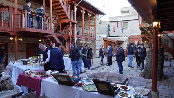 Türk Mutfağı Haftası etkinlikleri kapsamında Dulkadiroğlu Belediyesi Mutfak Müzesi’nde Kahramanmaraş