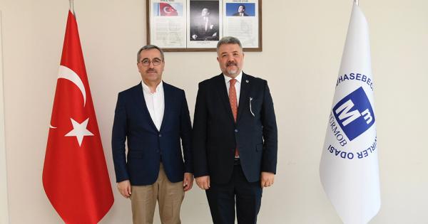 Serbest Muhasebeci Mali Müşavirler Odası Başkanı Abdullah Kalın ve yönetim