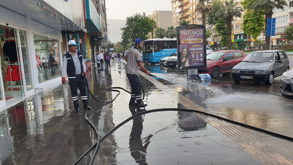 Büyükşehir Belediyesi, şehirde etkili olan toz taşınımı nedeniyle oluşabilecek olumsuzlukların