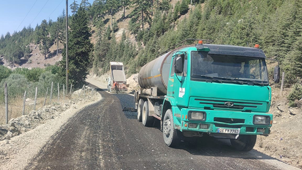 Büyükşehir Belediyesi, Andırın’da 70 kilometrelik yol yenileme çalışmalarını tamamladı. Ayrıca