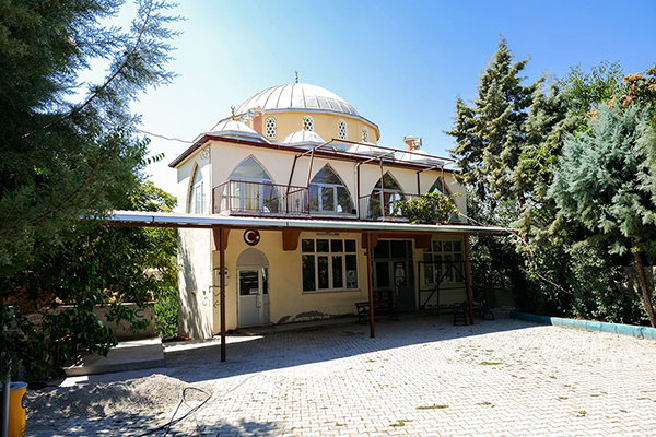Dulkadiroğlu Belediyesi, bölgesinde bulunan türbe, cami ve mescitlerde tamirat ve