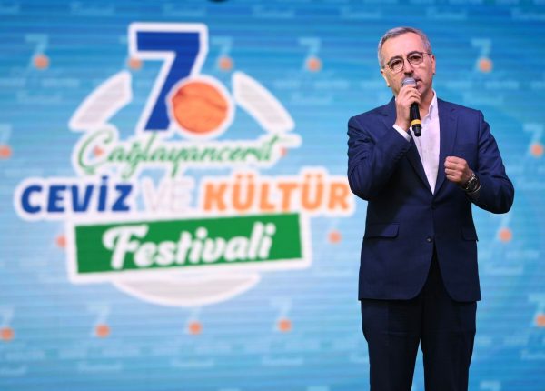 Bu yıl 7’ncisi düzenlenen Çağlayancerit Ceviz ve Kültür Festivali ve