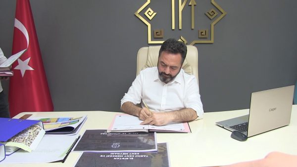 Elbistan Belediyesine İş-Kur üzerinden 20 personel alınacağını duyuran Belediye Başkanı