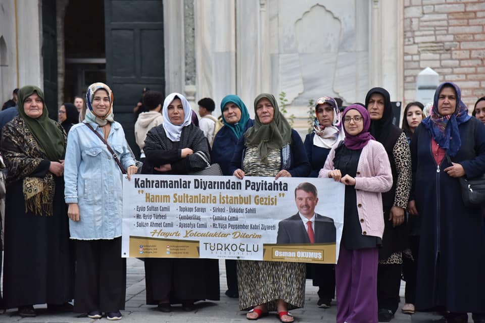 Türkoğlu’lu Hanım Sultanlar İstanbul’u Doya Doya Gezdi