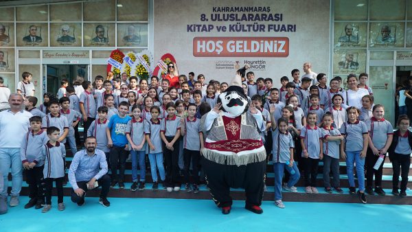 Büyükşehir Belediyesi’nin düzenlediği Kahramanmaraş 8’inci Uluslararası Kitap ve Kültür Fuarı,
