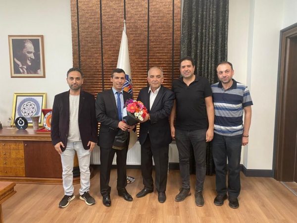 KAMTİAD Başkanı Hasan Esat Işık ve Yönetiminden Kahramanmaraş Ticaret Borsası