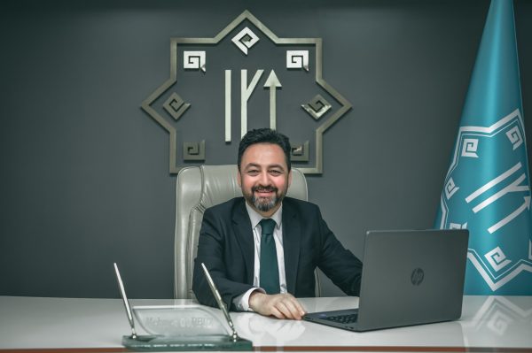 Elbistan Belediye Başkanı Mehmet Gürbüz, yazılı bir mesaj yayımlayarak, Cumhuriyet