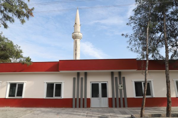 Dulkadiroğlu İlçesi’nde ihtiyaç duyulan bölgelere sosyal tesis kazandırmayı sürdüren Dulkadiroğlu
