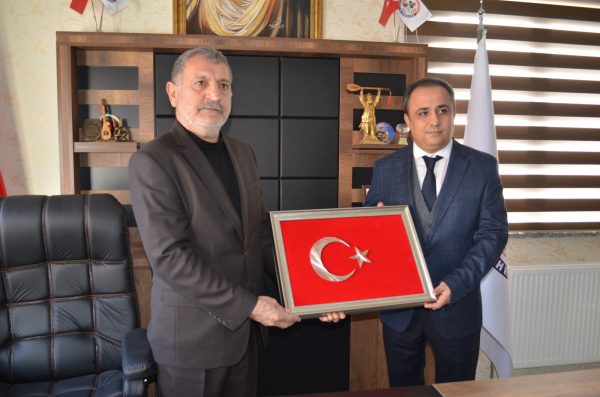 Milliyetçi Hareket Partisi İl Başkanı Hüseyin Vahit Demiröz ilk ziyaretini