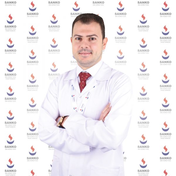 Fiziksel Tıp ve Rehabilitasyon Uzmanı Dr. Öğr. Üyesi M. Emre