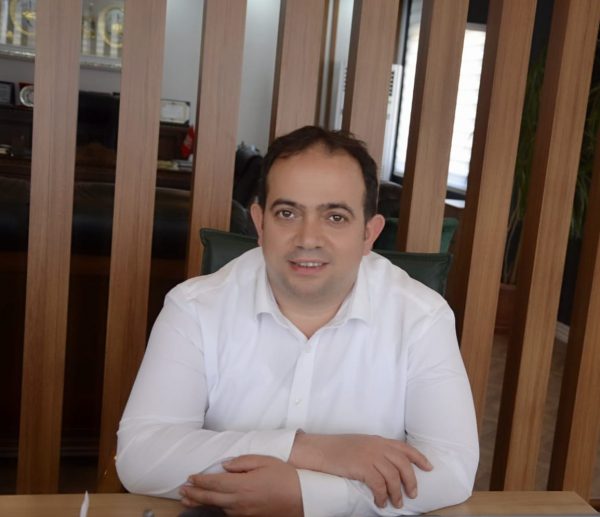 AKDO Yönetim Kurulu Başkanı Ahmet Davarcıoğlu, 10 Ocak Çalışan Gazeteciler