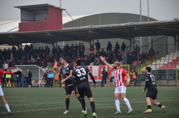 TFF 3. Lig 2. Grupta mücadele eden Yardımcıoğlu Sigorta Kahramanmaraşspor