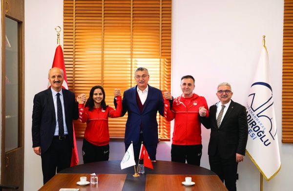 Dulkadiroğlu Belediye Başkanı Necati Okay, Goalball Dünya Şampiyonası’nda Dünya Şampiyonu