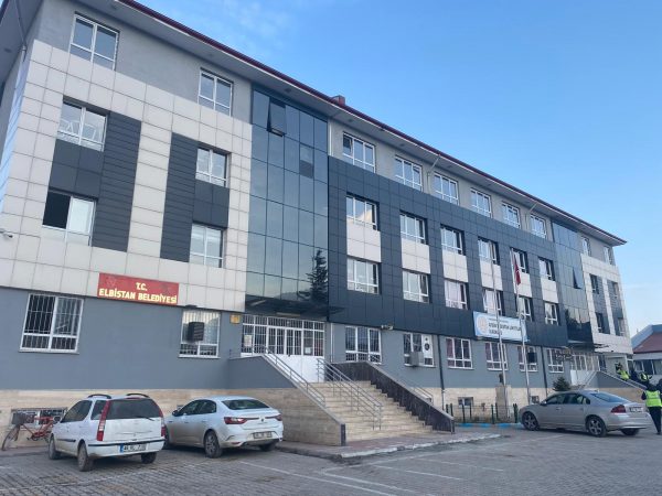 ‘Asrın felaketi’ olarak nitelenen, 7,6 büyüklüğündeki depremin ardından yıkım kararı