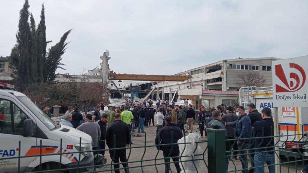 Kahramanmaraş’ta metal fabrikası çöktü: 1 ölü 7 yaralı