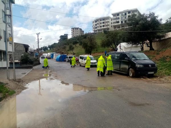 Asrın felaketinin ardından çalışmalarını başlatan Dulkadiroğlu Belediyesi Çevre Koruma ve