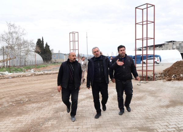 Şehirde ticari hayatın tekrar canlandırılması, esnafın hizmet vermeye başlaması için