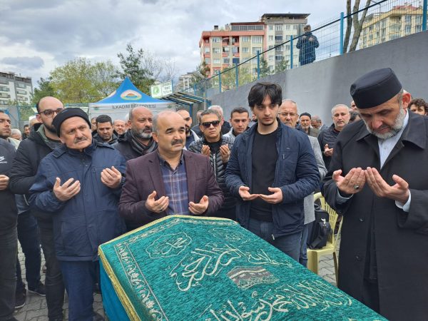 Geçirdiği kalp krizi sonucu hayatını kaybeden Küresel Gazeteciler Konseyi (KGK)