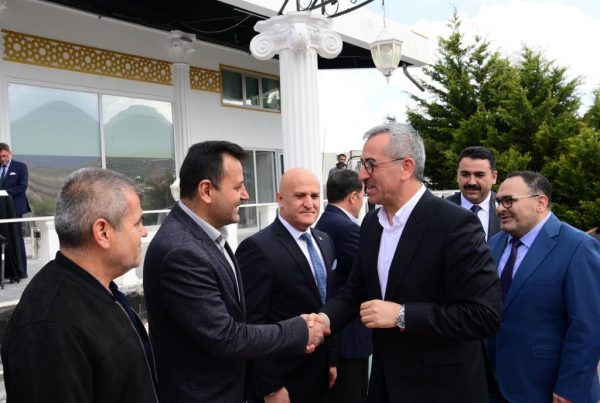 Kayseri’de düzenlenen ‘Kahramanmaraşlılar Vefa Buluşması’ programına katılan Başkan Güngör, “Yaşadığımız