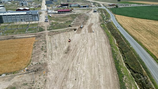 Dulkadiroğlu Belediyesi Fen İşleri Müdürlüğü ekipleri, yaklaşan kurban bayramı öncesinde