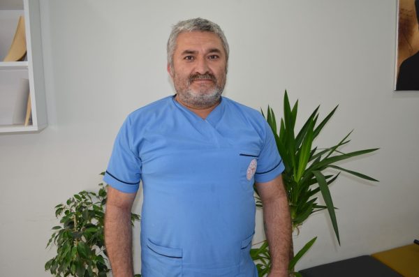 Kahramanmaraş’ta Temizlik Görevlisi Milletvekili Adayı Görevine Geri Döndü 14 Mayıs