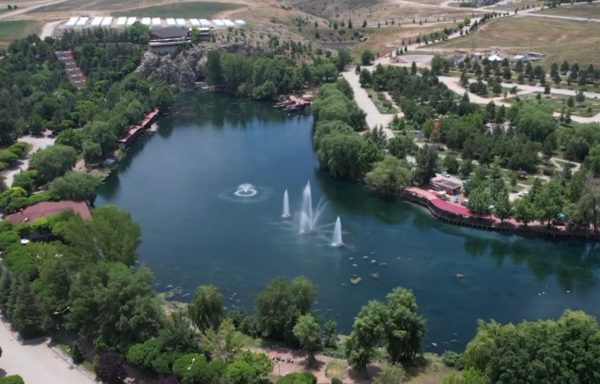 Elbistan’da Büyükşehir ve Elbistan Belediyesi tarafından uçkun mücadelesinde sivrisinek ve