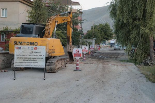 Elbistan Belediye Başkanı Mehmet Gürbüz, Esentepe, Bahçelievler ve Tepebaşı Mahalleleri’ndeki