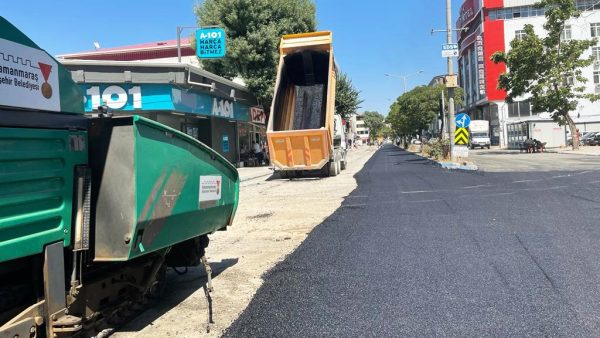 Büyükşehir Belediyesi, Elbistan’da Ahmet Karacabey Caddesi’nin ardından Azerbaycan Caddesi’nin de