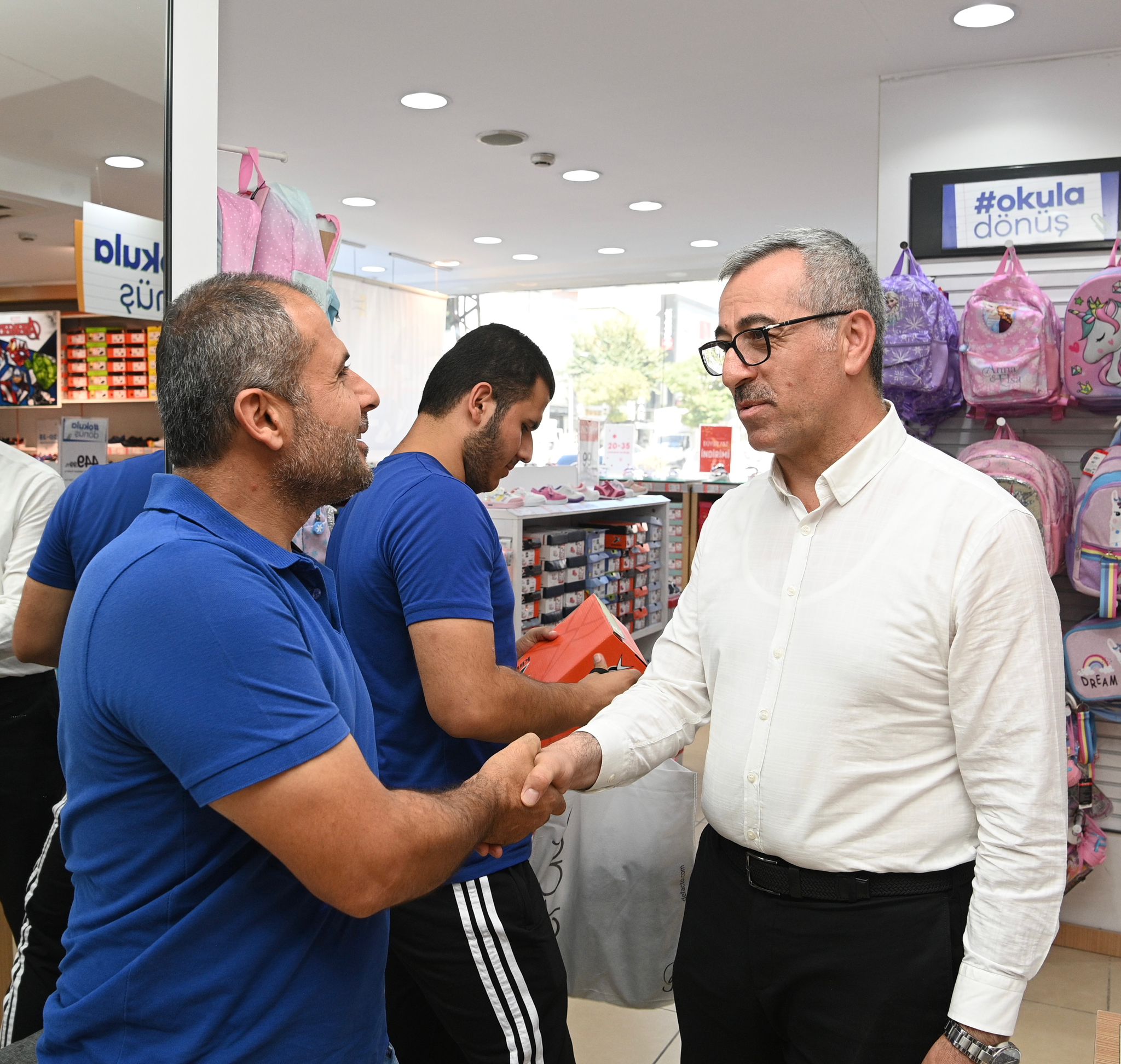 Elbistan’da bir dizi ziyaret ve incelemelerde bulunan Başkan Güngör, “Büyükşehir