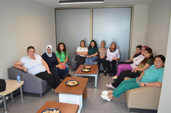 Kahramanmaraş Özel Sular Akademi Hastanesi’nde 1-7 Ağustos Emzirme Haftası kapsamında