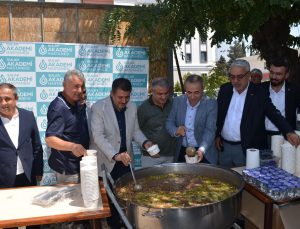 Özel Sular Akademi Hastanesi Aşure İkramında Bulundu