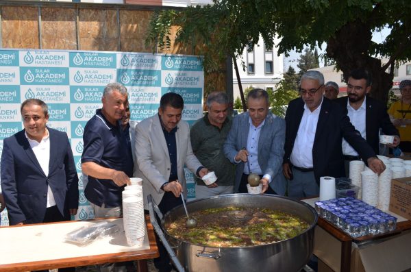 Birlik ve beraberliğin simgesi olan Muharrem Ayı devam ederken paylaşmaya