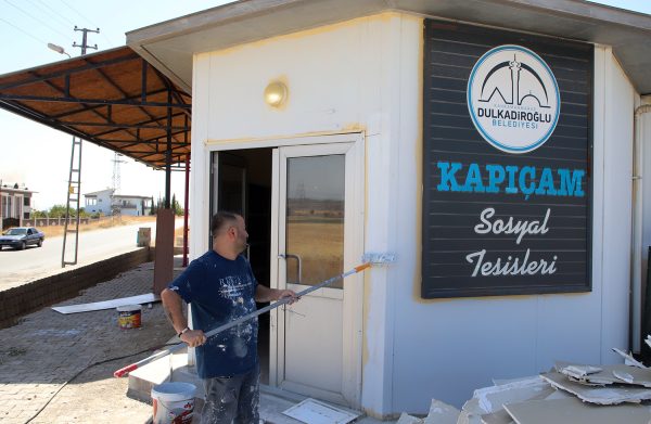 Depremler sonrasında oluşan hafif hasar nedeniyle tadilata alınan çok amaçlı