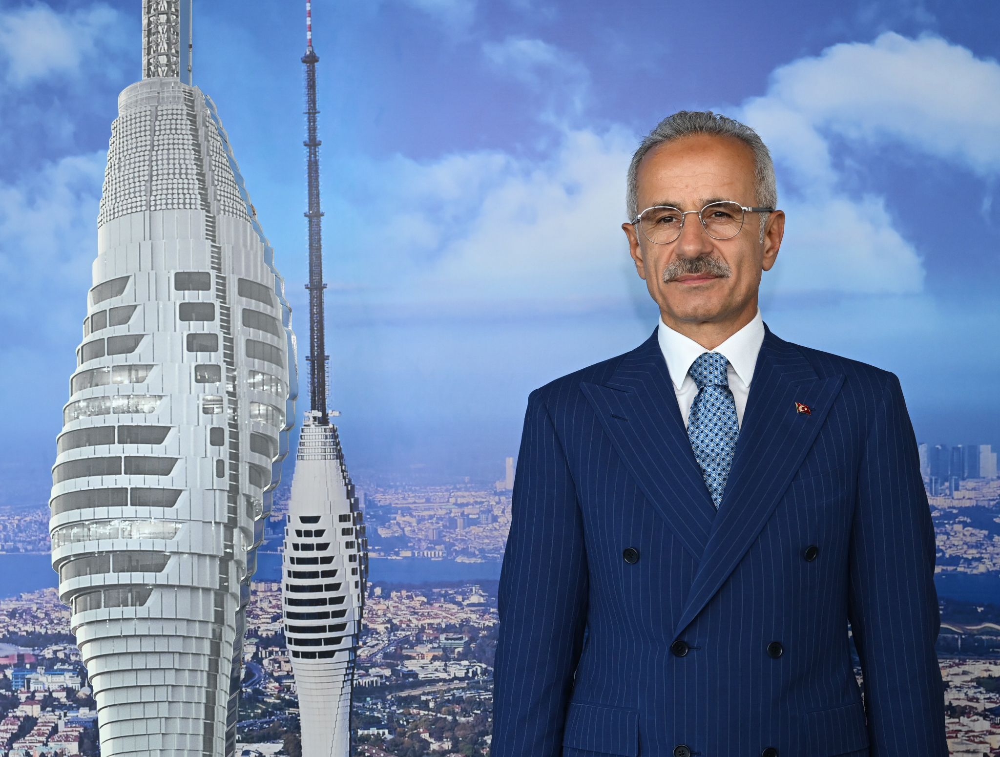 KULEDE İNCELEMELERDE BULUNAN ULAŞTIRMA VE ALTYAPI BAKANI ABDULKADİR URALOĞLU: -YÜZDE
