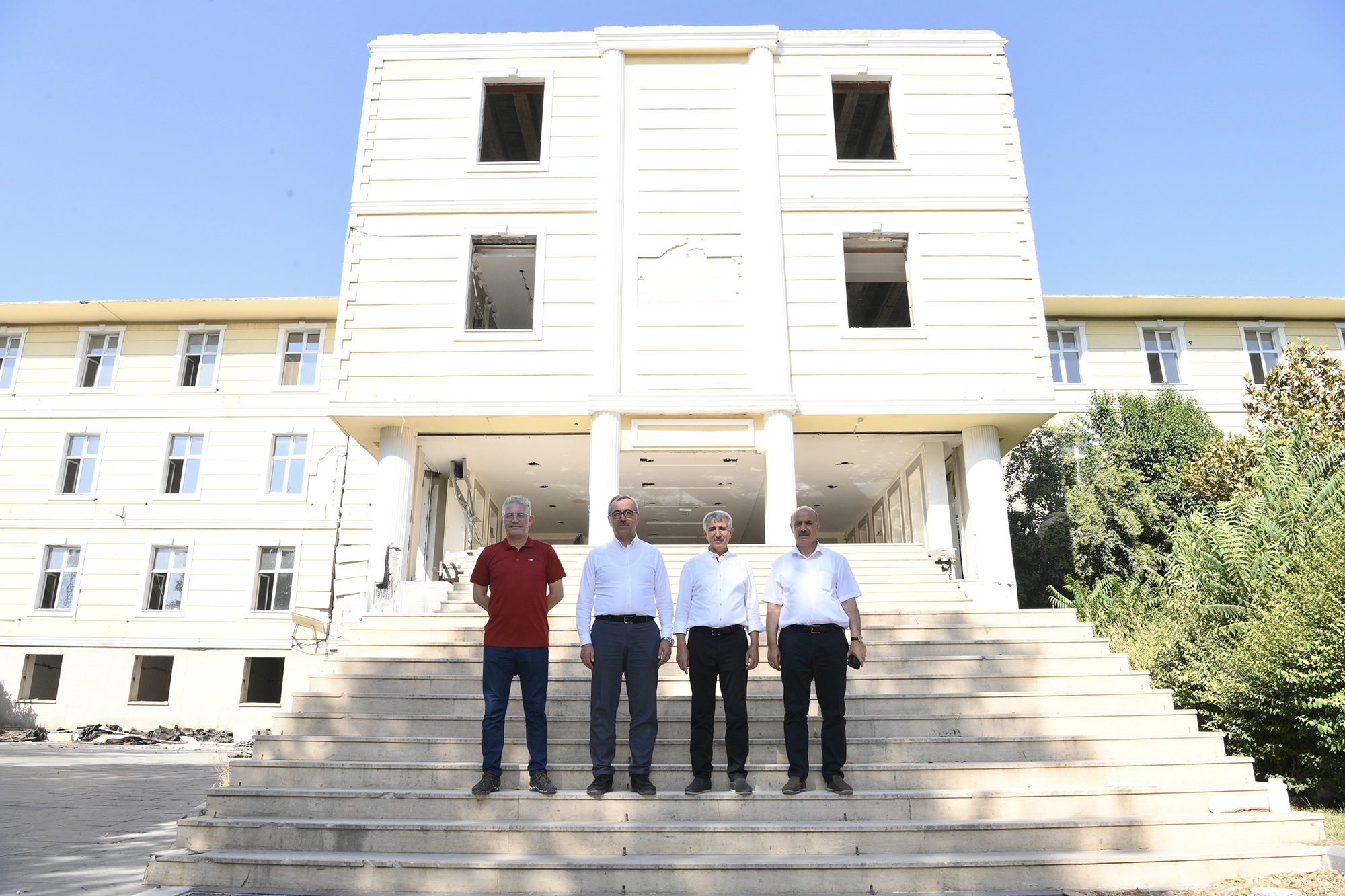 Vali Mükerrem Ünlüer ile şehir merkezinde bir dizi ziyaret ve