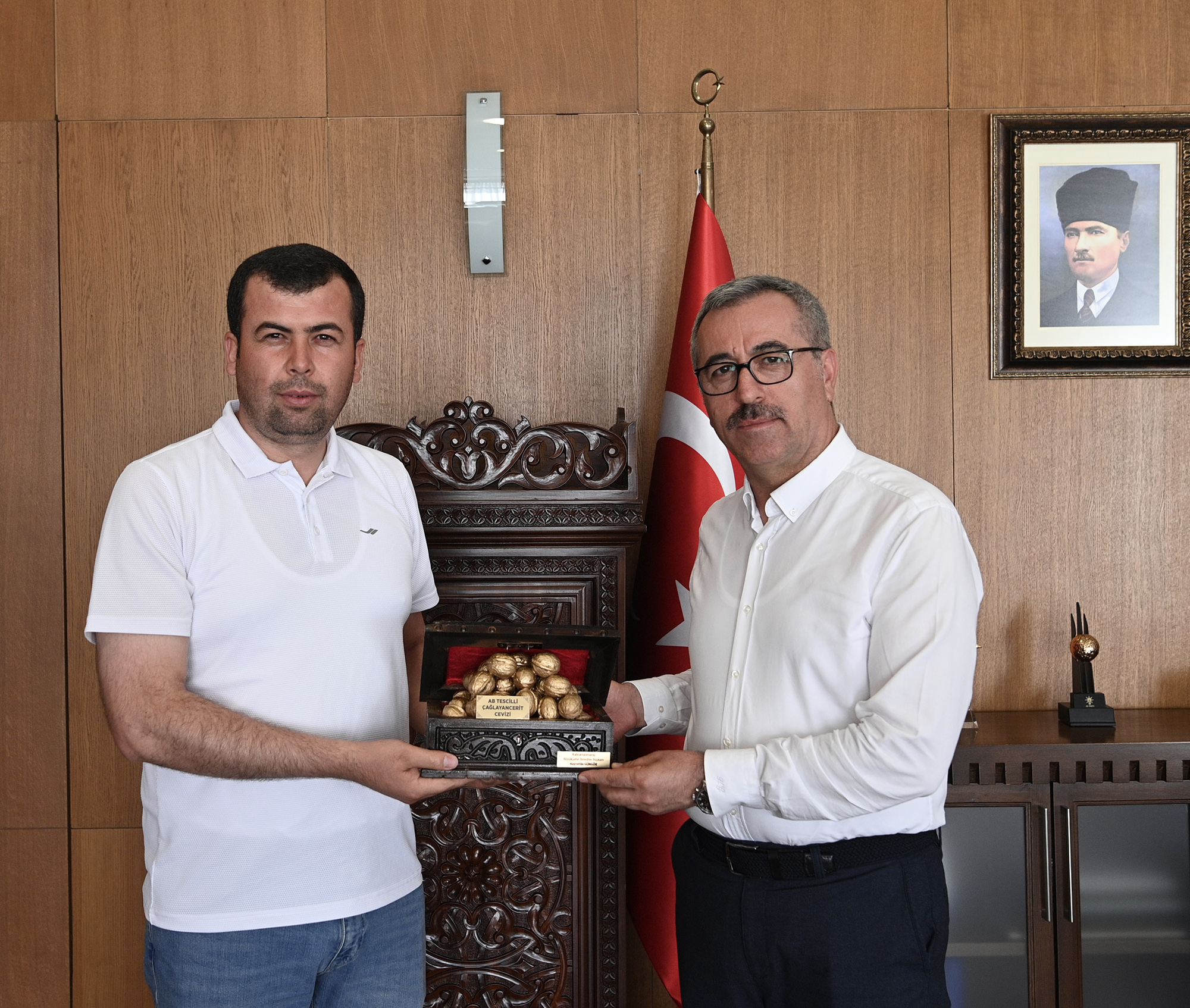 Çağlayancerit Belediye Başkanı Hanifi Sarıaltun’u misafir eden Başkan Güngör, “Daha