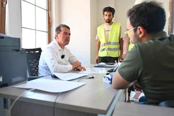 Türkoğlu Belediye Başkanı Osman Okumuş, Köy evleri ile ilgili kış