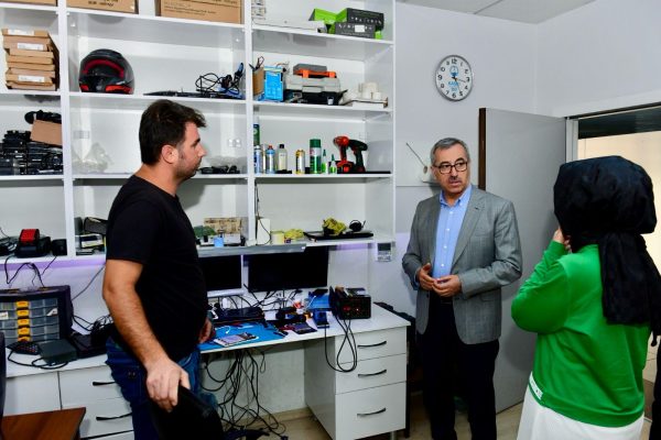 KASKİ’yi ziyaret ederek personellerle bir araya gelen Başkan Hayrettin Güngör,