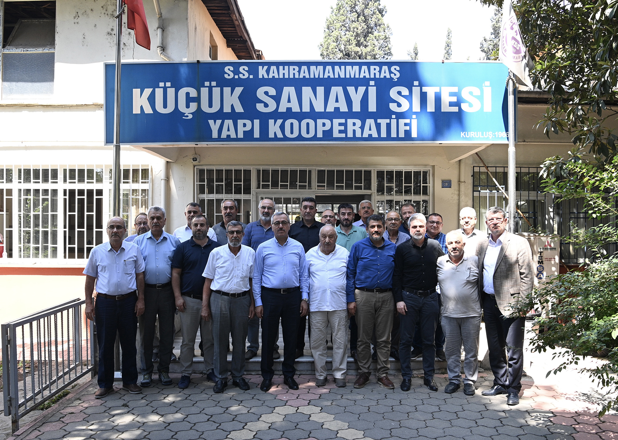 Küçük Sanayi Sitesi Yapı Kooperatifi’ni ziyaret eden Başkan Güngör, “Depremler