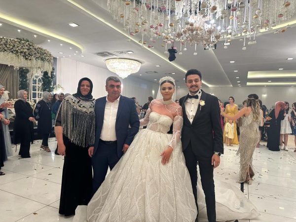 Sur Tavuk Yönetim Kurulu Başkanı Ramazan Köfte ‘in güzel kızı