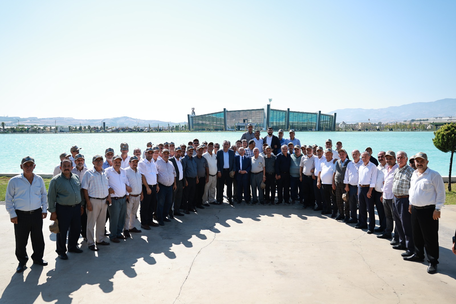 Onikişubat Belediye Başkanı Hanefi Mahçiçek, Expo 2023 Sergi Alanında misafirlerini