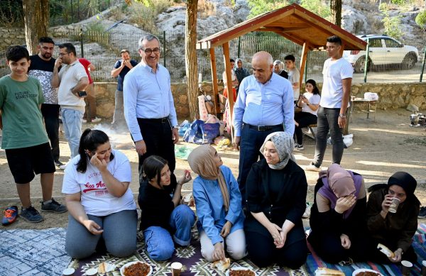 AK Parti Kahramanmaraş Milletvekili Prof. Dr. Vahit Kirişci ve Prof.
