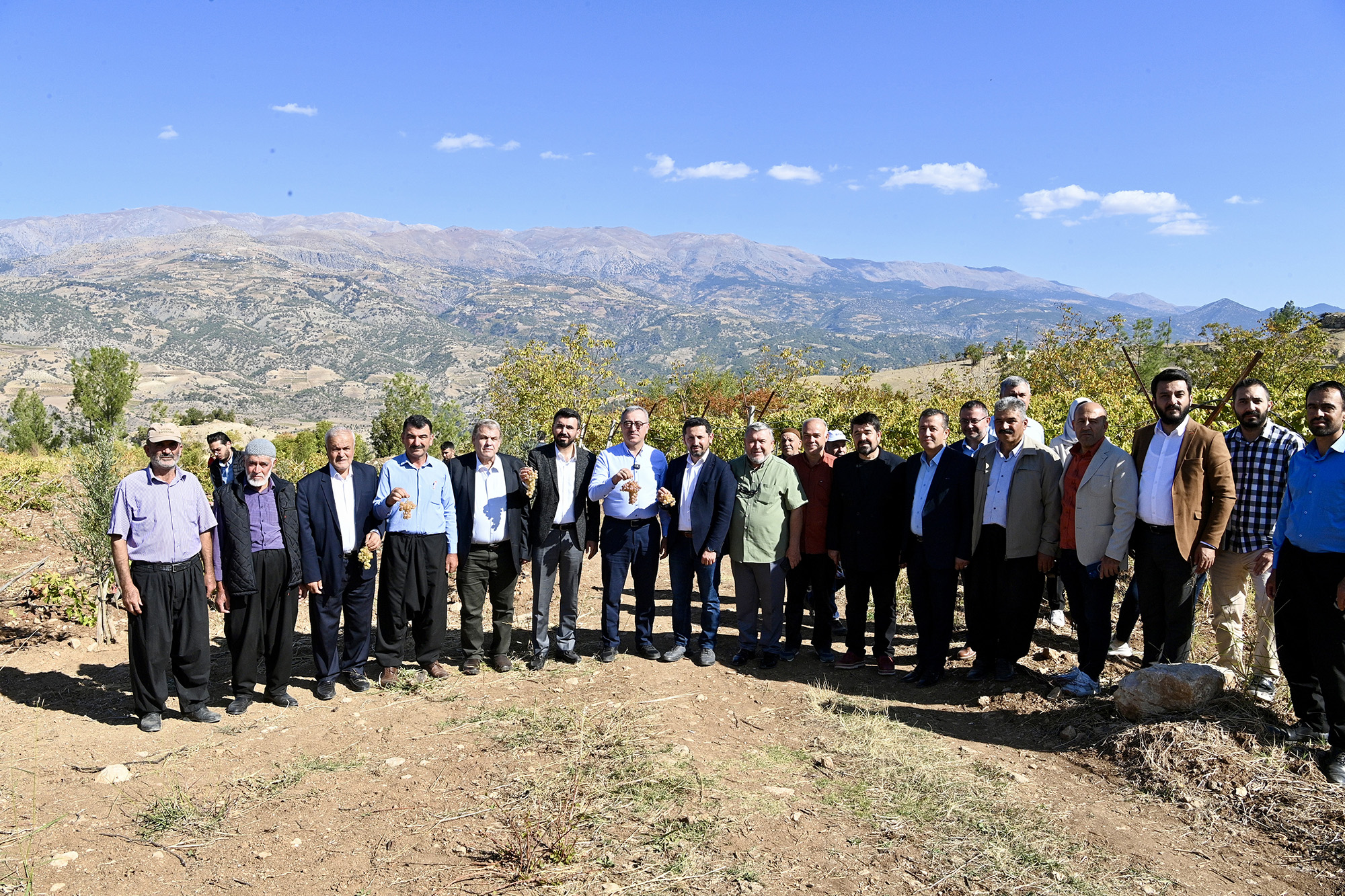 Bertiz Budaklı Mahallesi’nde gerçekleşen Bağ Bozumu Etkinliği, Kahramanmaraş Büyükşehir Belediye