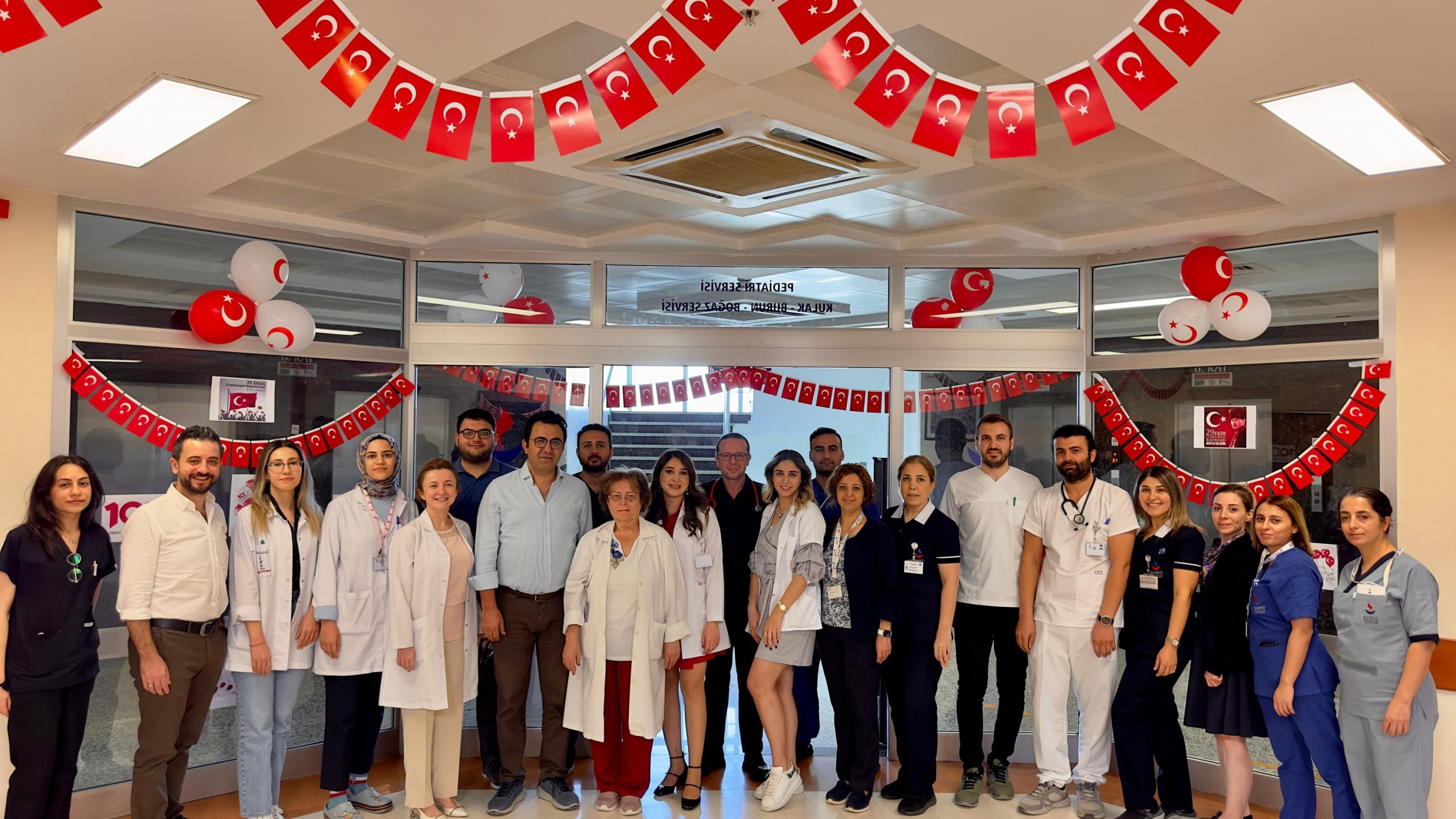 SANKO Üniversitesi Hastanesi’nde Cumhuriyet’in ilanının 100’üncü yılı, coşkuyla kutlandı. Hastane