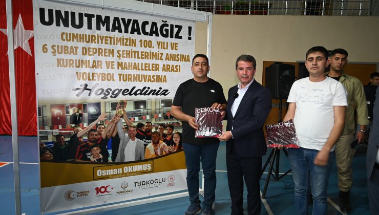 Türkoğlu’nda deprem şehitleri voleybol turnuvası ile anıldı